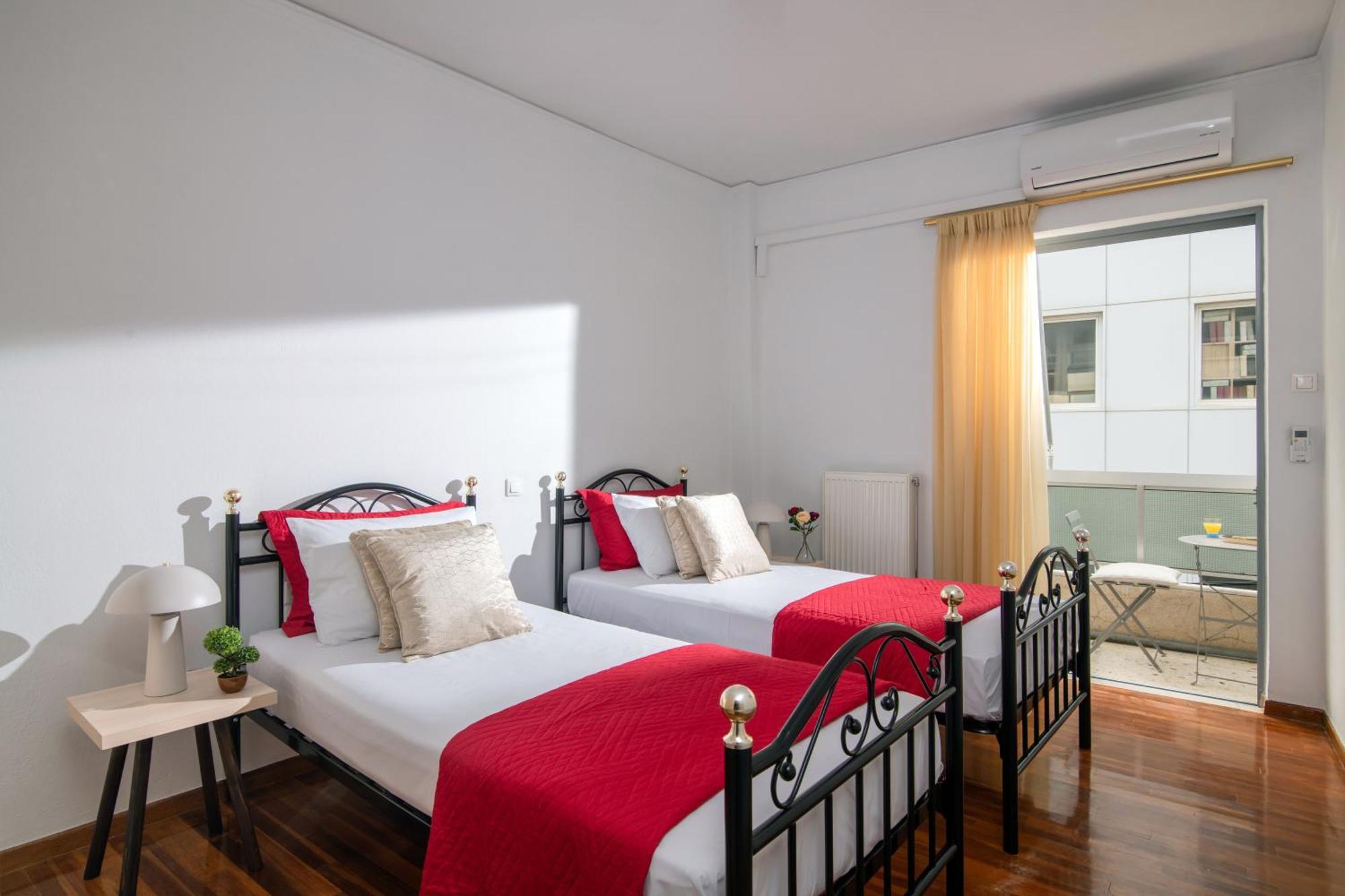 Central Double Bedroom Apartment Iraklio Exterior foto