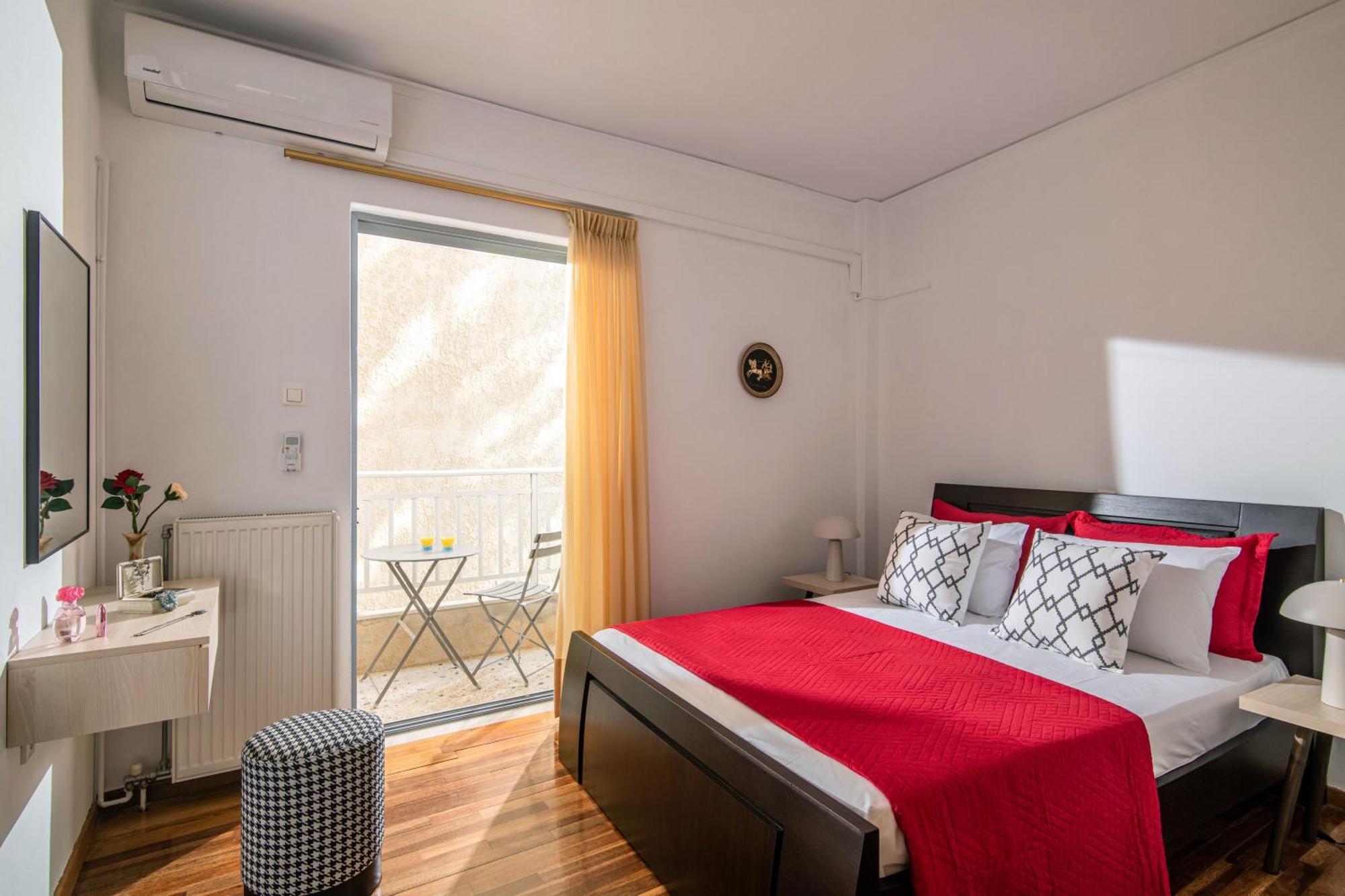 Central Double Bedroom Apartment Iraklio Exterior foto